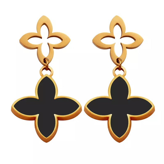 Tara Clover Earrings | black