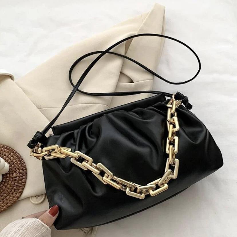 Sienna Gold Chain Bag | black - SHOP LANI