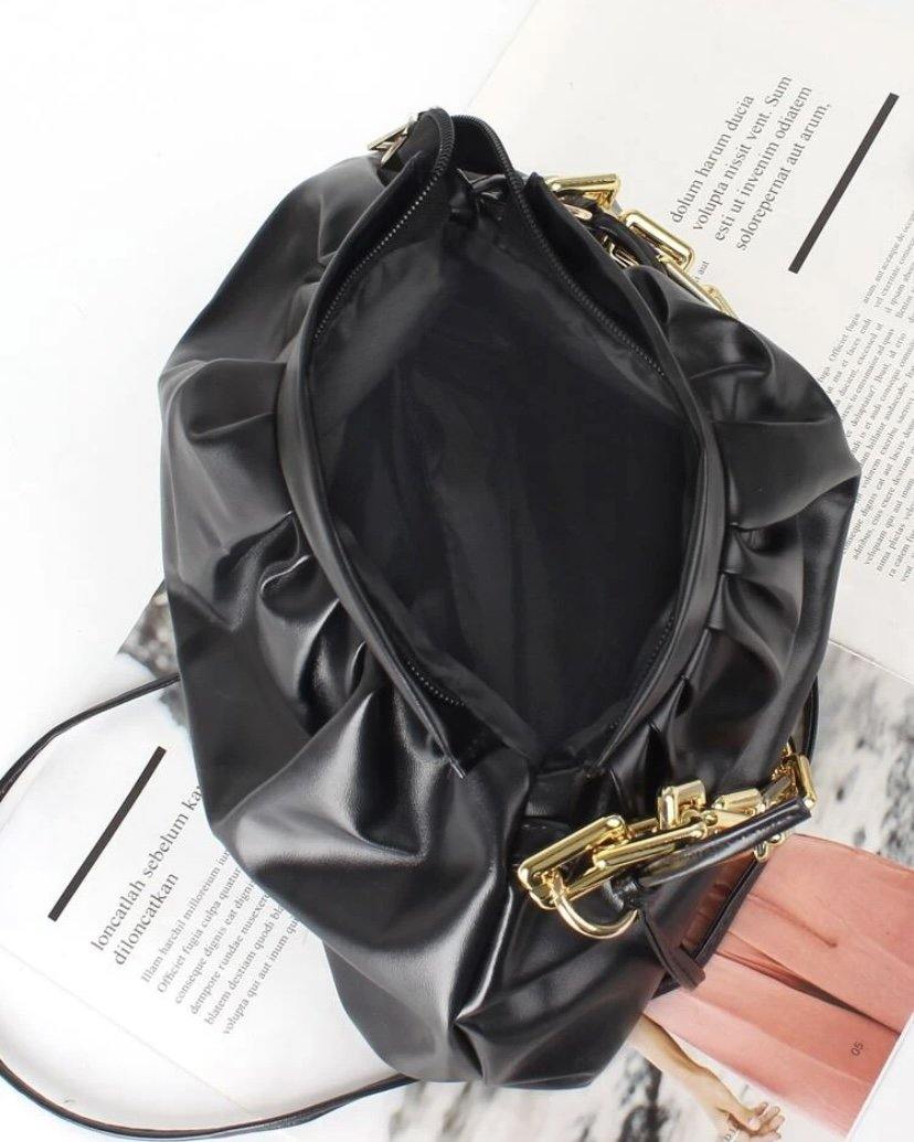 Sienna Gold Chain Bag | black - SHOP LANI
